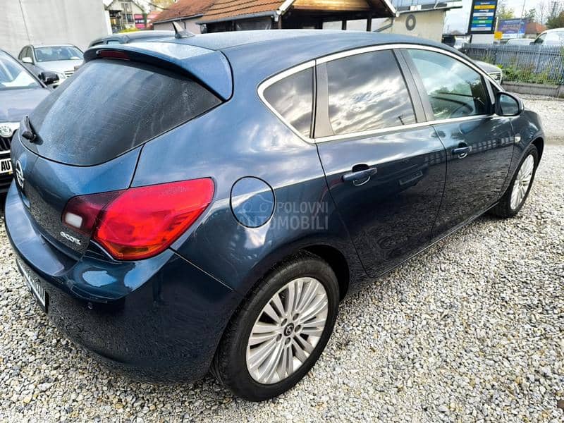 Opel Astra J 1.7 CDTI