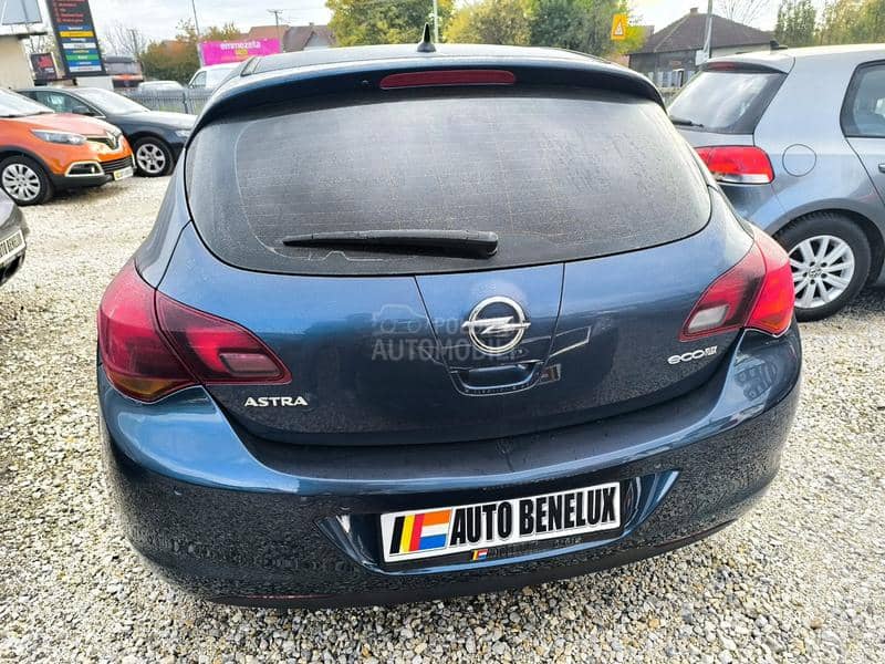 Opel Astra J 1.7 CDTI