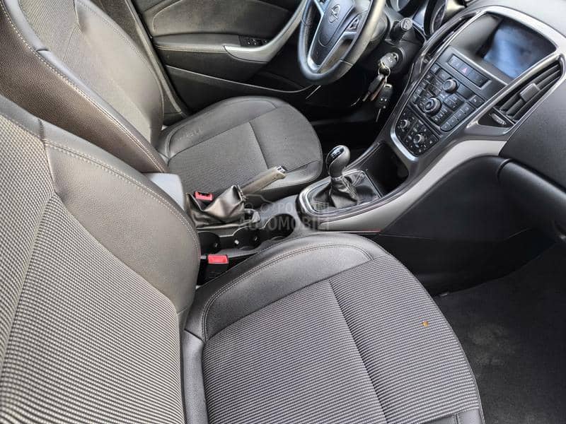 Opel Astra J 1.7 CDTI