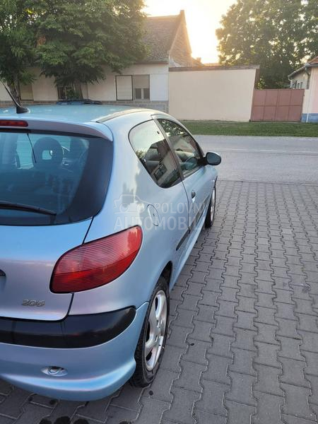 Peugeot 206 