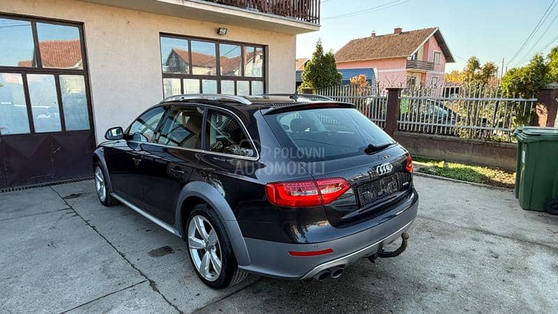 Audi A4 Allroad S tronic quattro