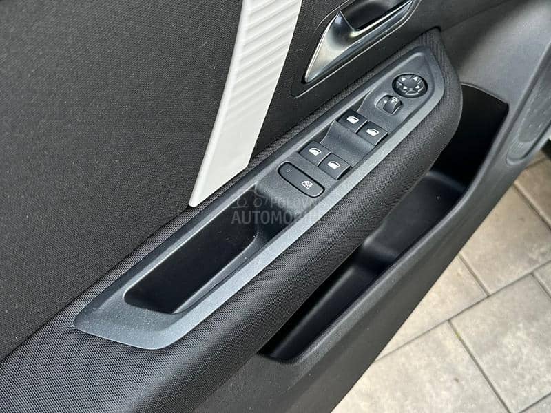 Citroen C4 1.5HDI/LED/NAV/R.KAM