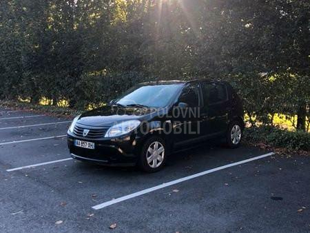 Delovi za Dacia Sandero