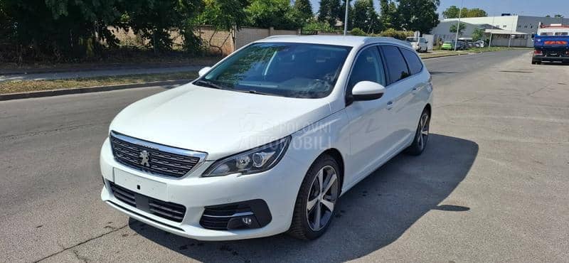 Peugeot 308 1.5HDI ALLURE-T O P