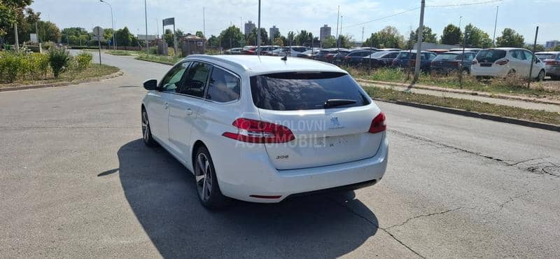 Peugeot 308 1.5HDI ALLURE-T O P