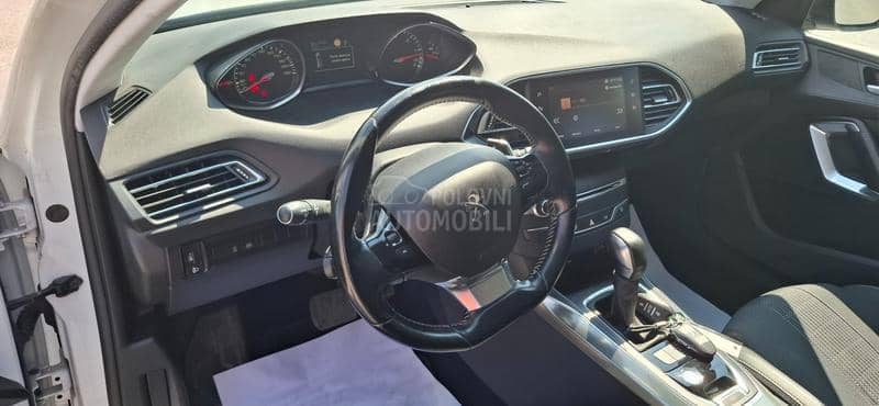 Peugeot 308 1.5HDI ALLURE-T O P