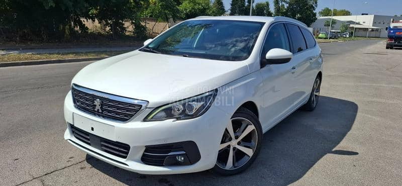 Peugeot 308 1.5HDI ALLURE-T O P