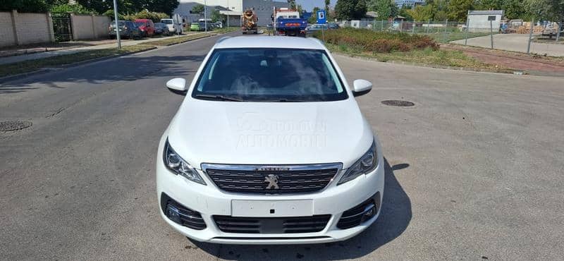 Peugeot 308 1.5HDI ALLURE-T O P