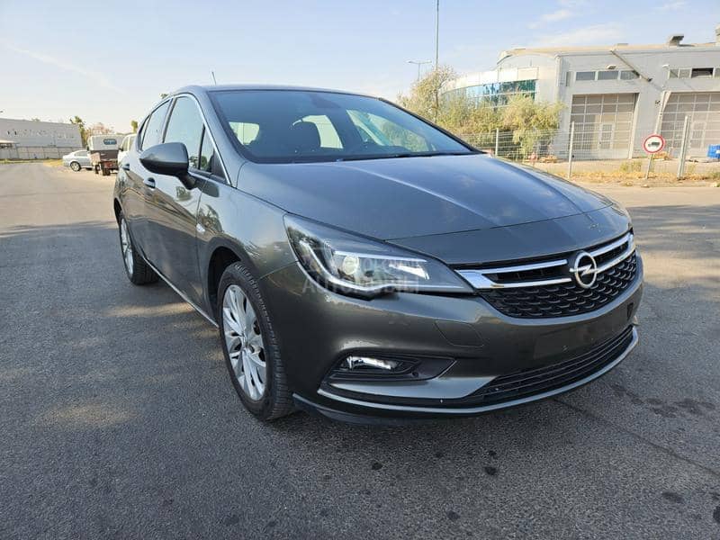 Opel Astra K 1.4 LED/ALU/NAV