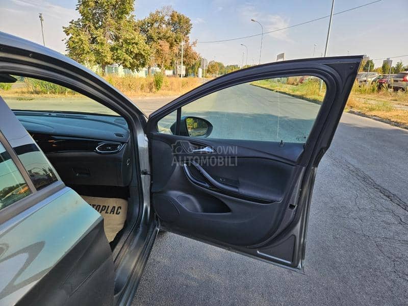 Opel Astra K 1.4 LED/ALU/NAV