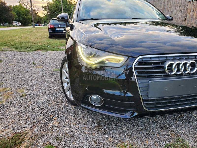Audi A1 1.6TDI NAV/XSENO/LED