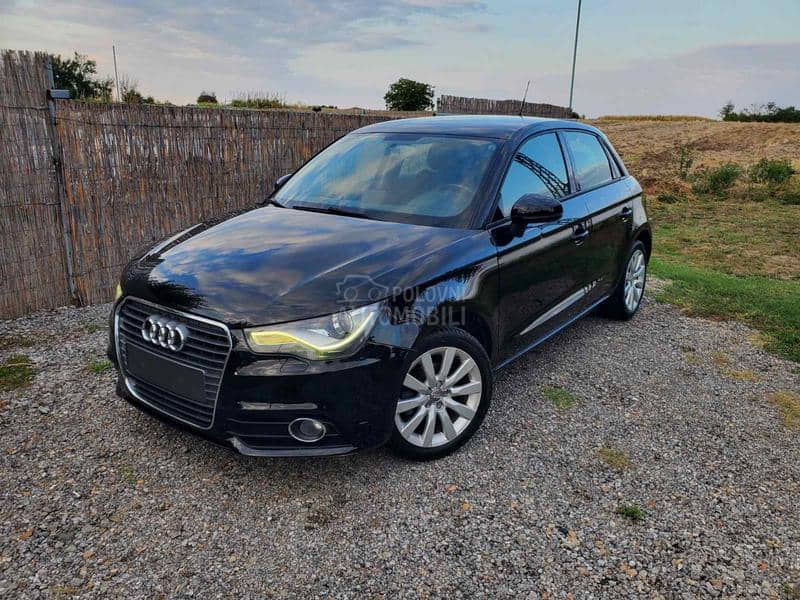 Audi A1 1.6TDI NAV/XSENO/LED