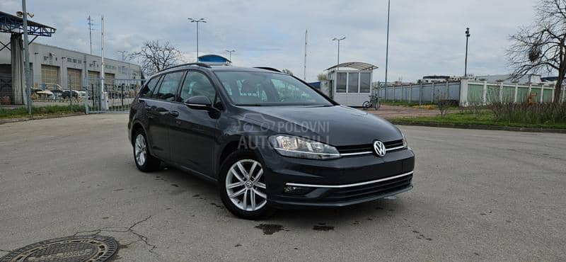 Volkswagen Golf 7 1.6TDI DSG/NAV/LED