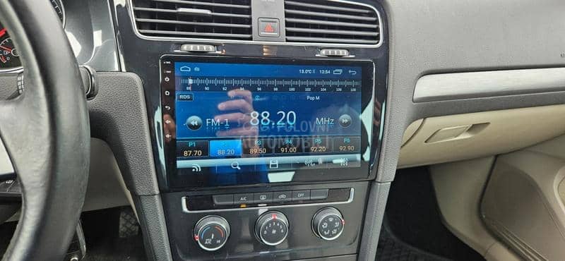 Volkswagen Golf 7 1.6TDI DSG/NAV/LED