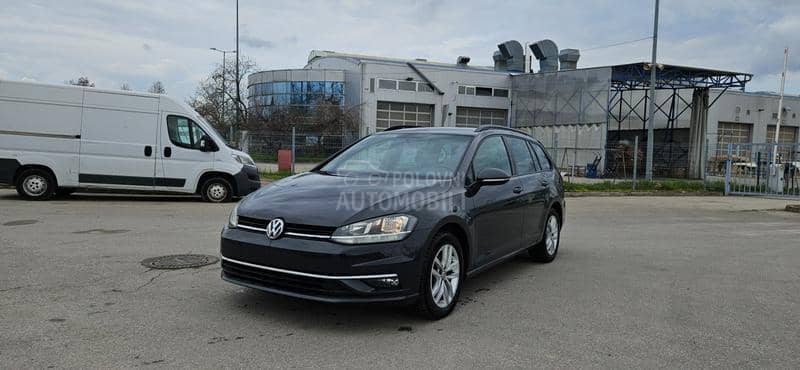 Volkswagen Golf 7 1.6TDI DSG/NAV/LED