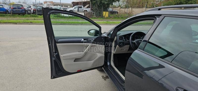 Volkswagen Golf 7 1.6TDI DSG/NAV/LED