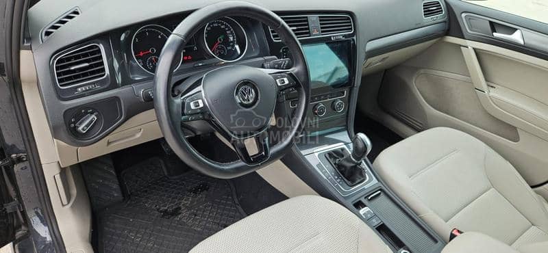 Volkswagen Golf 7 1.6TDI DSG/NAV/LED
