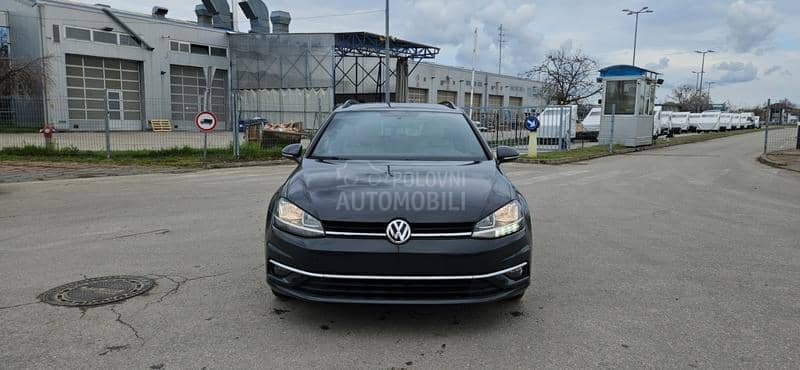 Volkswagen Golf 7 1.6TDI DSG/NAV/LED