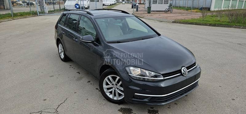 Volkswagen Golf 7 1.6TDI DSG/NAV/LED