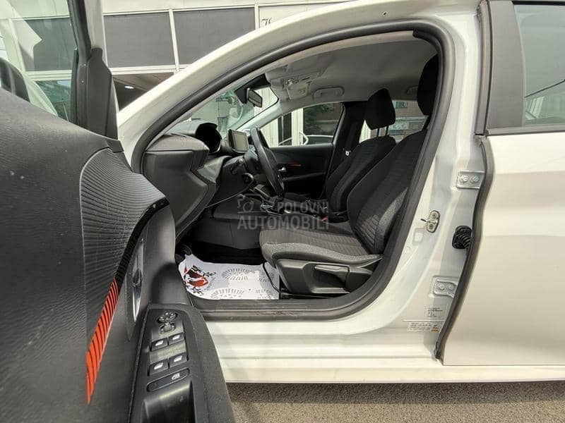 Peugeot 208 1.2 B