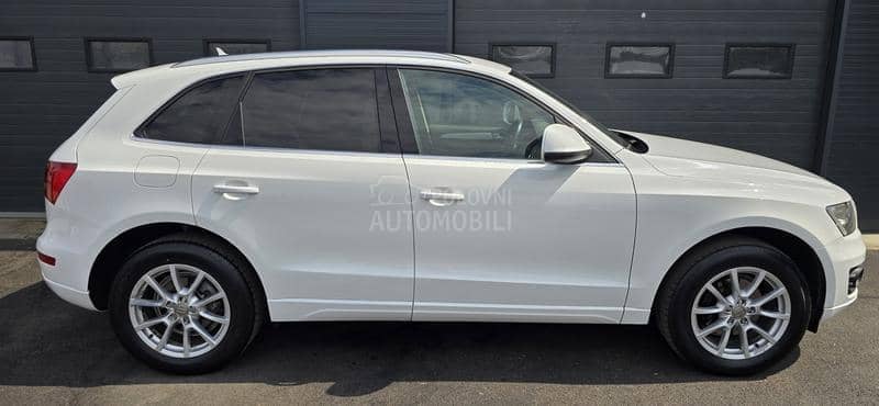 Audi Q5 2.0TDI QUATTRO LUX