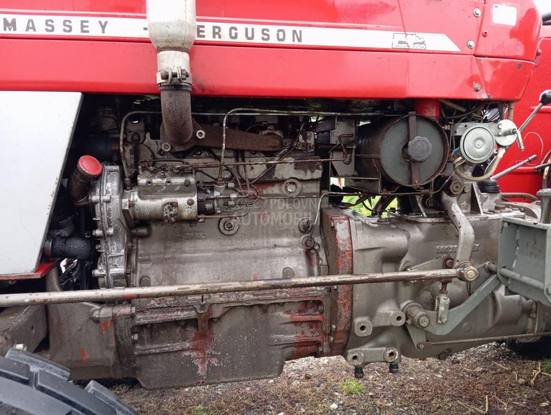 Massey Ferguson 158