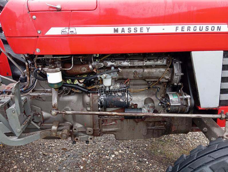 Massey Ferguson 158