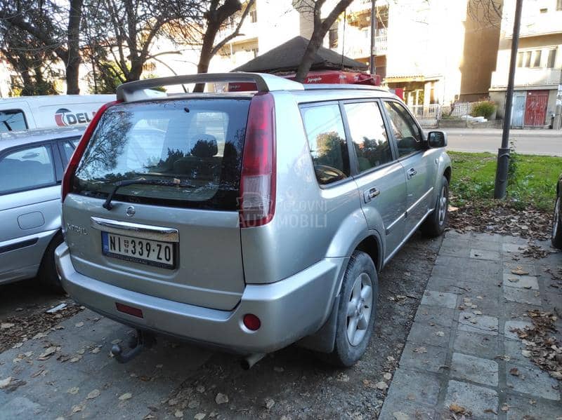 Nissan X-Trail 2.0i