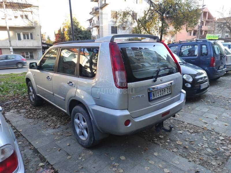Nissan X-Trail 2.0i
