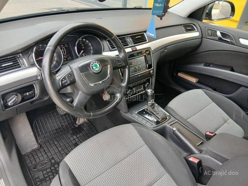 Škoda Superb 
