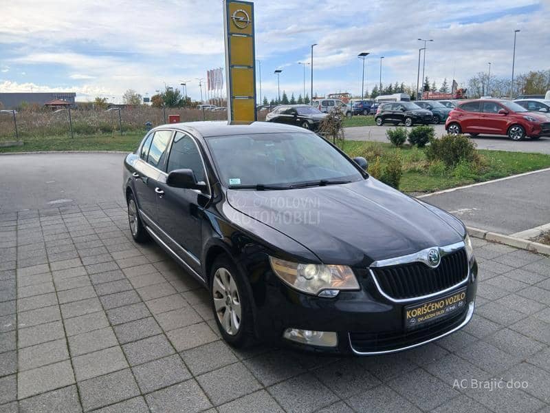 Škoda Superb 