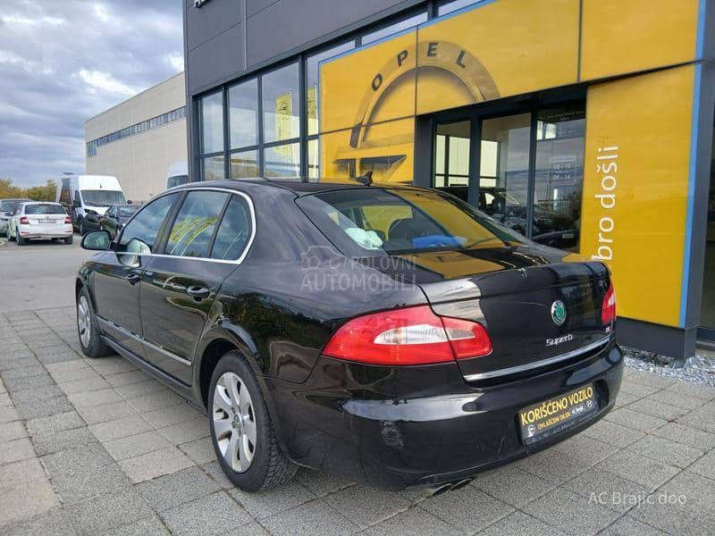 Škoda Superb 