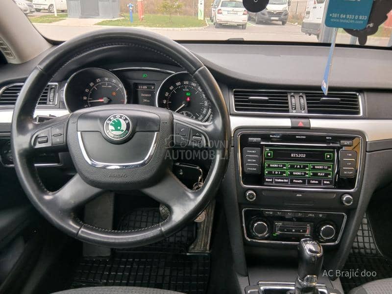Škoda Superb 