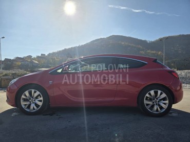 Opel Astra J SPORT GTC OPC