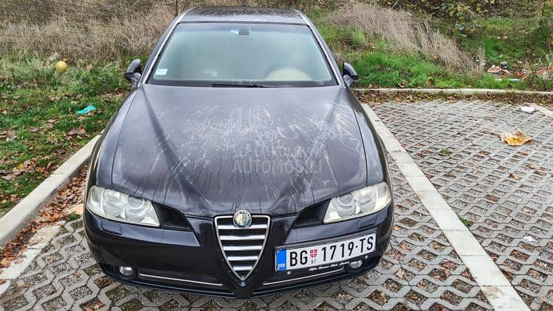 Alfa Romeo 166 