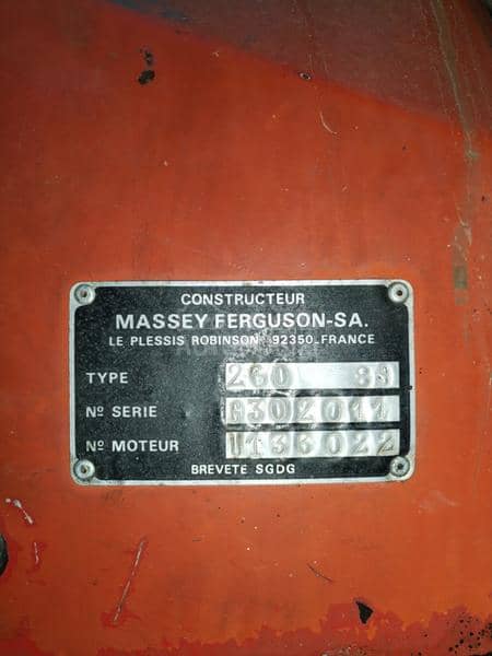 Massey Ferguson 260