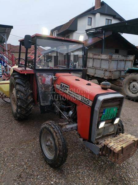 Massey Ferguson 260