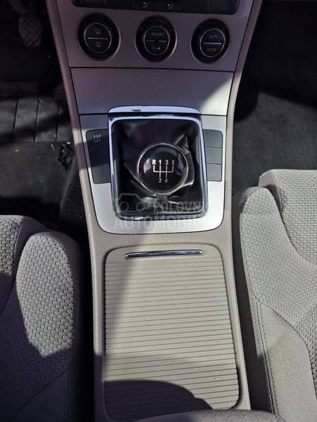 Volkswagen Passat B6 