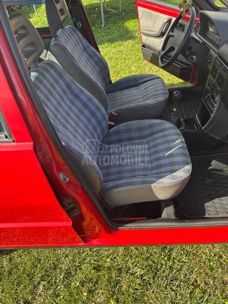 Fiat Uno 1.0 i.e BASE 5P