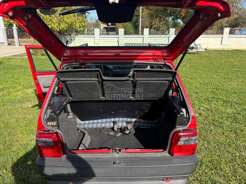 Fiat Uno 1.0 i.e BASE 5P