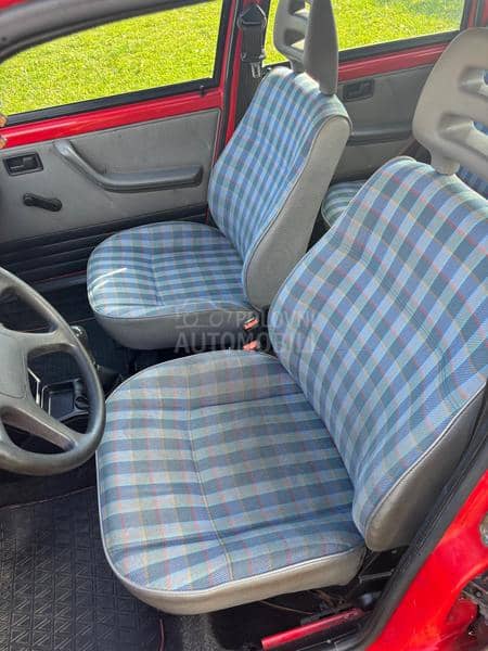 Fiat Uno 1.0 i.e BASE 5P