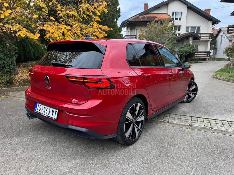 Volkswagen Golf 8 GTD matrix