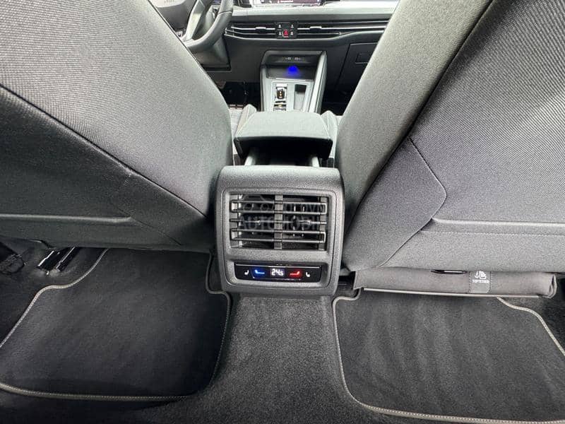 Volkswagen Golf 8 GTD matrix