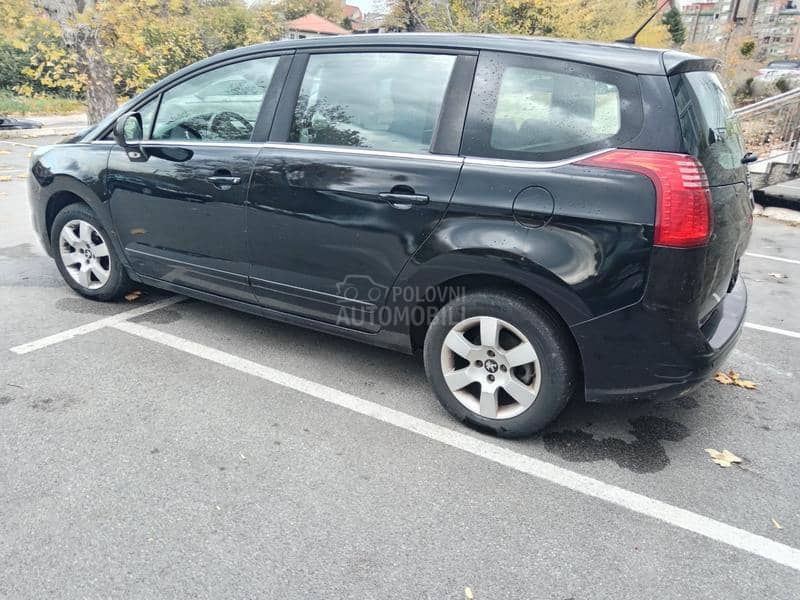 Peugeot 5008 7 SED