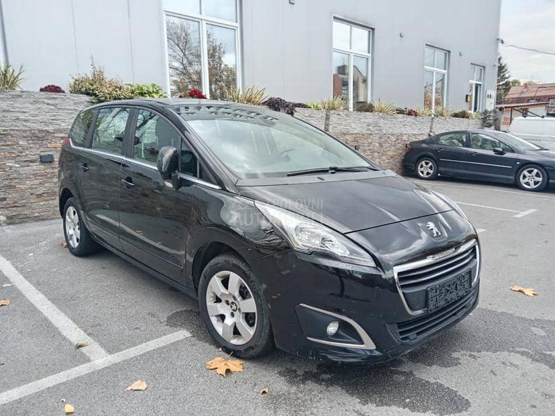 Peugeot 5008 7 SED