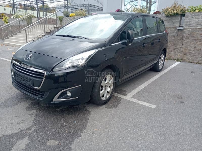 Peugeot 5008 7 SED