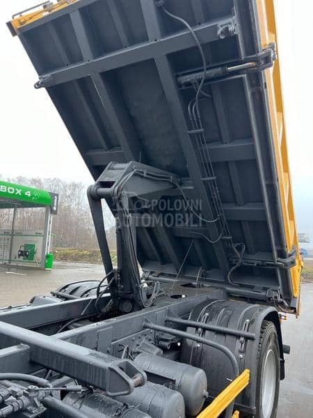 Iveco Cursor KIPER KRAN