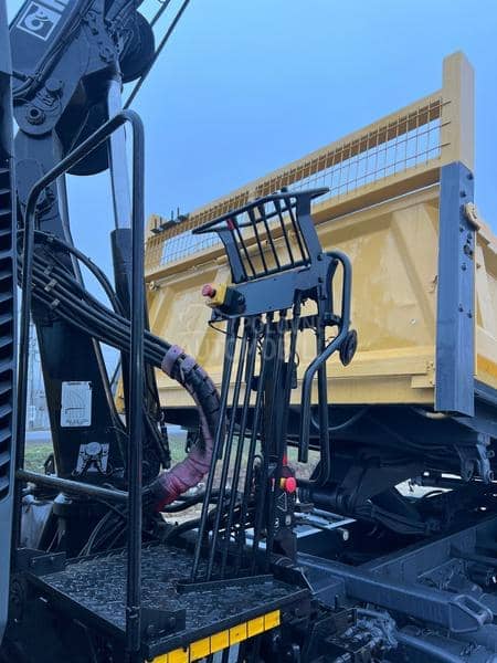 Iveco Cursor KIPER KRAN