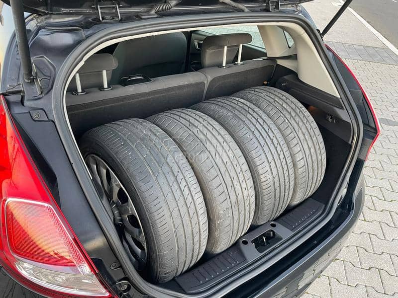 Ford Fiesta 1.5tdci NOVA