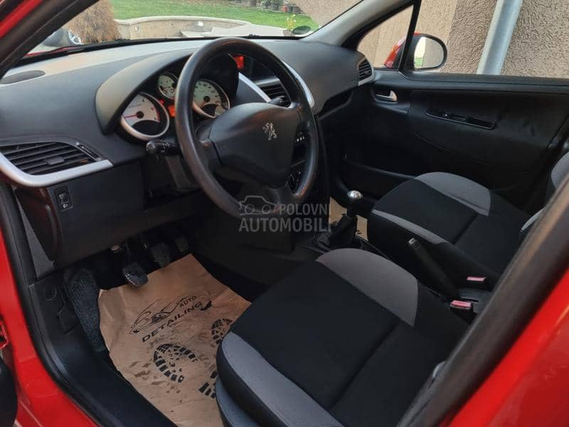 Peugeot 207 1.6hdi